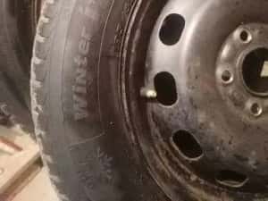 Jante Ford cu anvelope de iarna