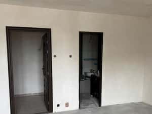 cv 215 Luminisului Spatiu comercial sau locuinta — miniatura 1