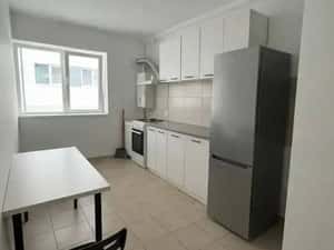 Apartament 3 camere decomandat Pallad 15 min metrou 1 Decembr — miniatura 3