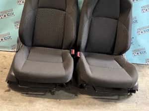 Interior Toyota CH-R 2019 — miniatura 1