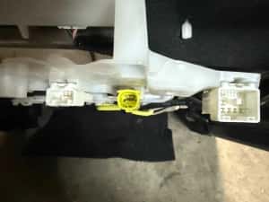 Interior Toyota CH-R 2019 — miniatura 4