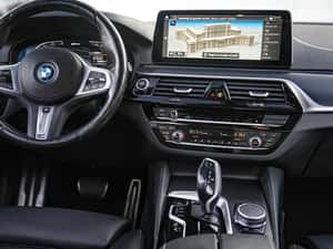 BMW 520E Plug-In Hybrid 204CP an 2022/06 — miniatura 5