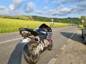 Vând Honda CBR 600 RR — miniatura 10