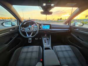 Volkswagen Golf 8 GTE  Plug-in Hybrid — miniatura 5