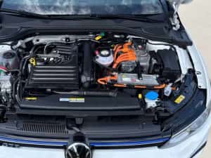 Volkswagen Golf 8 GTE  Plug-in Hybrid — miniatura 6