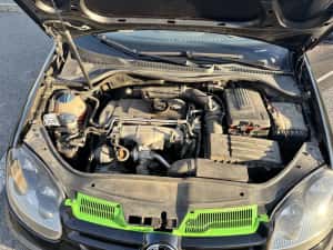 Vand VW Golf5, pachet sport, 2 diesel fara rugina, euro4, 2004, 333000 km — miniatura 6