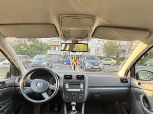 Vand VW Golf5, pachet sport, 2 diesel fara rugina, euro4, 2004, 333000 km — miniatura 8
