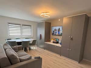 Apartament 2 camere, renovat complet, mobilat si utilat. — miniatura 3