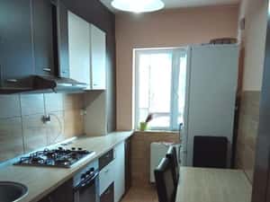Apartament de 2 camere decomandate , 55 mp, balcon, parcare, zona Ducf — miniatura 4