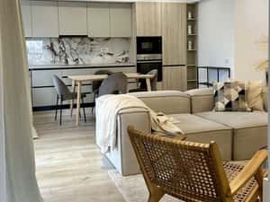 Apartament 2 camere cu parcare inclusa Oradea zona onestilor — miniatura 2