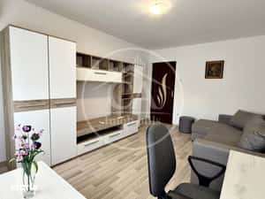 Apartament cu 2 camere de închiriat în zona Rogerius, Oradea. — miniatura 4