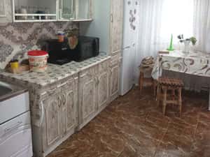Bârlad, 3 camere, 2 bai, pe B-dul Republicii