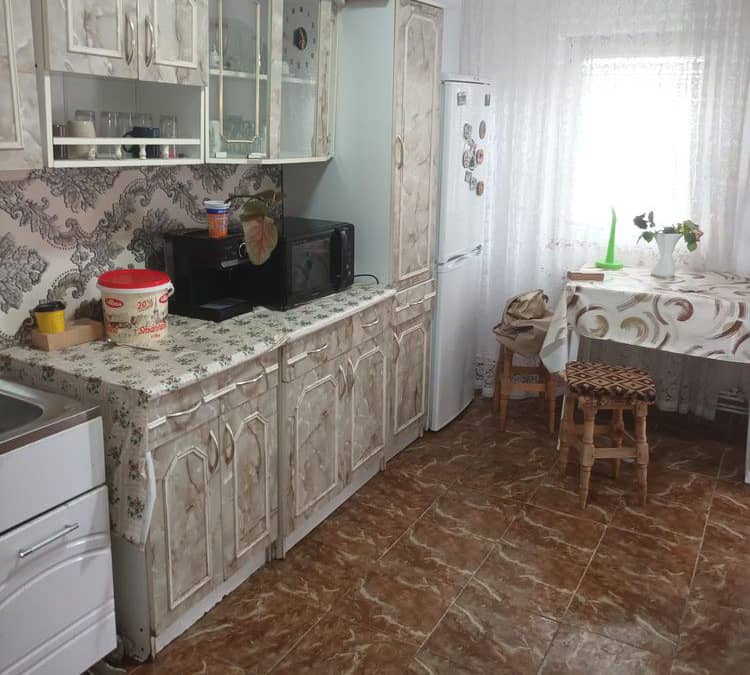 Bârlad, 3 camere, 2 bai, pe B-dul Republicii — fotografie 1 din 6