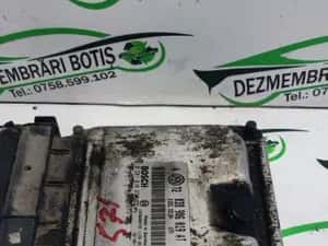 Calculator motor ECU 038 906 019 AT Volkswagen VW Golf 2001 — miniatura 3