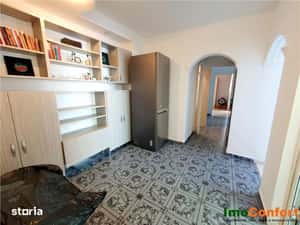 Apartament cu 3C decomandat in Podul Ros — miniatura 6