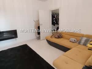 Ap. 2 camere dec. etaj intermediar, Nord - bloc Catali — miniatura 5