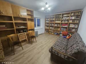 Obcini, parter- vand apartament de 3 camere, perfect spatiu/cabinet. — miniatura 2