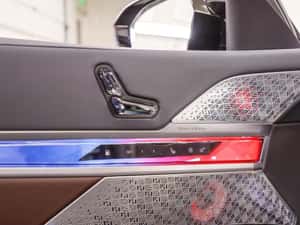 BMW Seria 7 (G70) M760e (571 CP) Plug-in Hybrid — miniatura 3