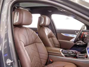 BMW Seria 7 (G70) M760e (571 CP) Plug-in Hybrid — miniatura 4