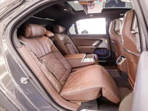 BMW Seria 7 (G70) M760e (571 CP) Plug-in Hybrid — miniatura 6