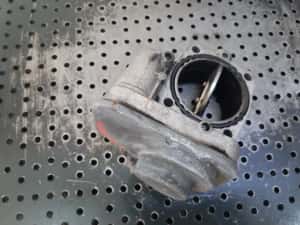 clapeta acceleratie 1.7 cdti z17dtr opel astra h meriva 8981052100 — miniatura 4