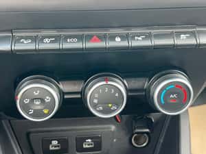 Dacia Duster Manuală 115 HP Diesel — miniatura 7
