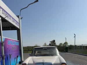 Mercedes Benz 200D W115 Bot de Cal - 1968  -