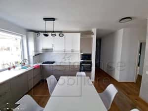 Apartament modern cu 4 camere, Europa, zona Profi+Garaj