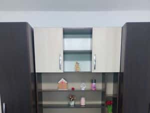 Inchiriez apartament 2 camere, parter,ultracentral in Pascani — miniatura 5