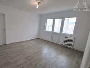 Apartament 3 camere Et.2! Alexandru, Balcon inchis!