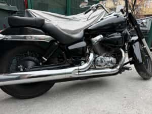 Honda Shadow VT 750C Aero Custom — miniatura 4