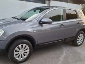 Nissan Qashqai 1.5 diesel, vopsea originala, foarte buna — miniatura 3