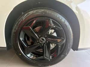 BYD SEAL-6 DM-i PHEV Comfort – sedan plug-in hybrid — miniatura 2