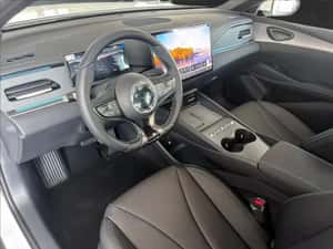 BYD SEAL-6 DM-i PHEV Comfort – sedan plug-in hybrid — miniatura 5