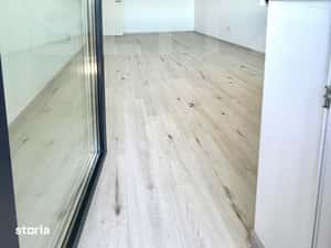 Apartament cu 2 camere decomandat, etaj 10/10 - Tractorul — miniatura 3