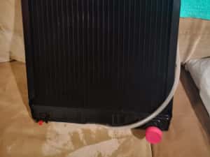 Radiator tractor ford 2000 3000 5000 pe original ford dexta și super d — miniatura 3