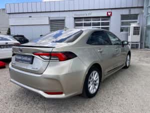 Toyota Corolla Unic proprietar / 10 ani sau 200.000 km garantie — miniatura 4
