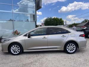 Toyota Corolla Unic proprietar / 10 ani sau 200.000 km garantie — miniatura 6