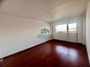 Apartament cu 3 camere de vânzare – Calea lui Traian - Zona Nord