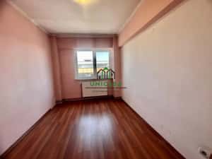 Apartament cu 3 camere de vânzare – Calea lui Traian - Zona Nord — miniatura 5