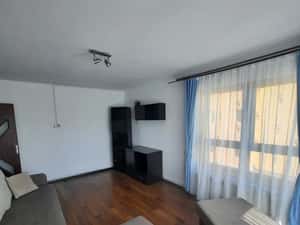 Vand apartament 2 camere decomandate Selimbar — miniatura 3