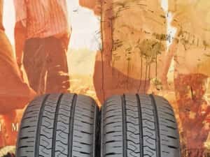 2 Anvelope ca noi Kumho 215 60 R17C de vara . Dot 2021