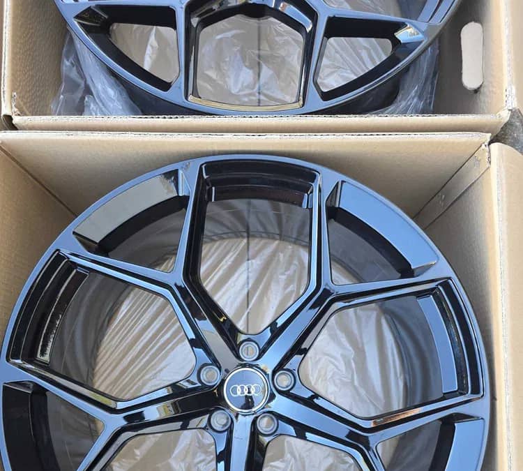 Jante noi Audi model Arona R22 5x112 — fotografie 1 din 10