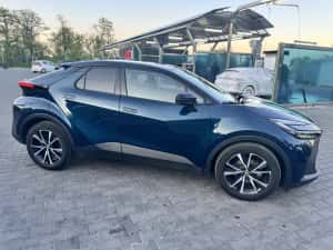 Toyota C-HR, fabricație 08/2024 — miniatura 3