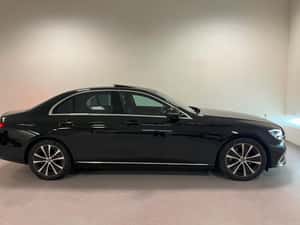 Mercedes-Benz E 220 Automată 200 HP Diesel — miniatura 2