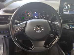Toyota C-HR Automată 152 HP Hibrid 2022 — miniatura 6