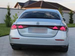 Mercedes-Benz E Vând Mercedes E200, 39000 km,fabricație 2024,garanție mercedes 2028 — miniatura 8