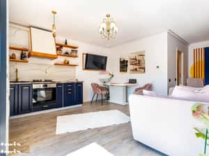 Vând apartament, 2 camere, cu gradina, de 44 mp utili, Floresti — miniatura 3
