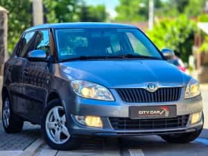 Skoda Fabia Facelift 2013 benzina Euro5 — miniatura 2