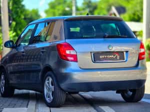 Skoda Fabia Facelift 2013 benzina Euro5 — miniatura 3